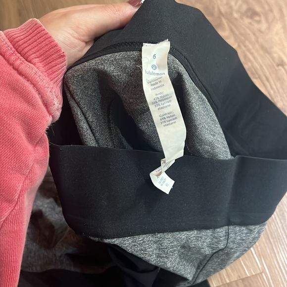 lululemon high rise leggings - Picture 4 of 4